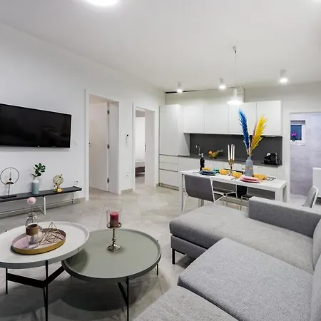 Апартаменты Poco Loco Млини