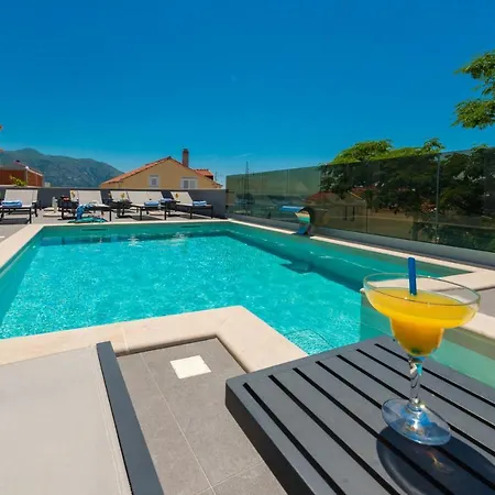 Poco Loco * مْليني