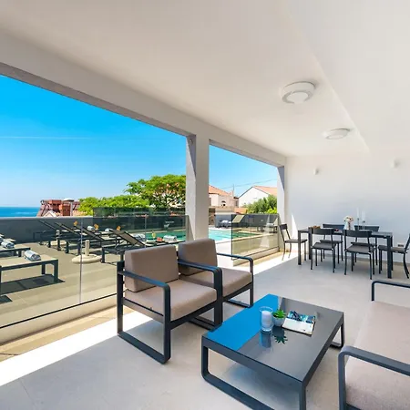 Poco Loco Apartment Mlini