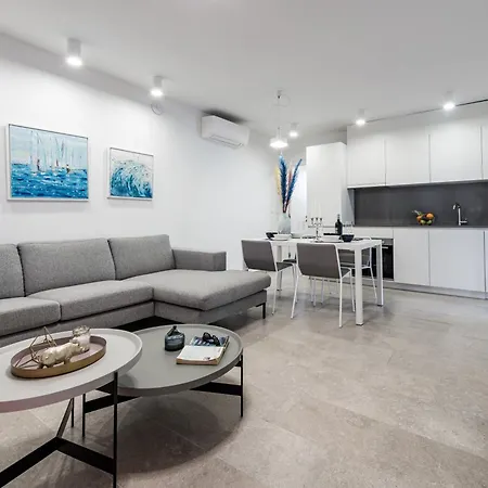 Poco Loco Apartment Mlini